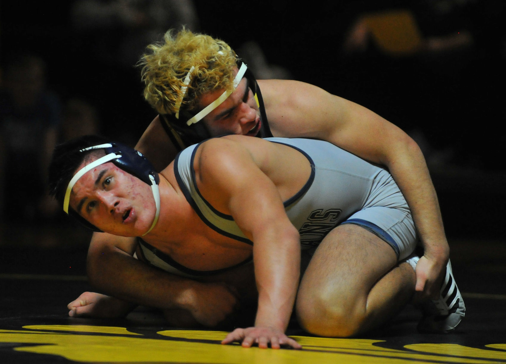 Pleasant Valley vs Bettendorf wrestling